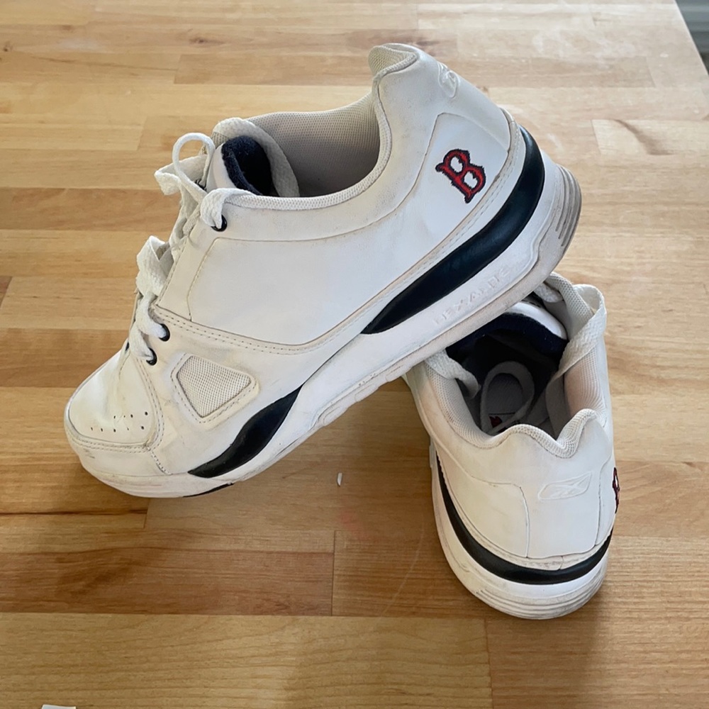 Boston Red Sox Reebok Hexalite sneakers